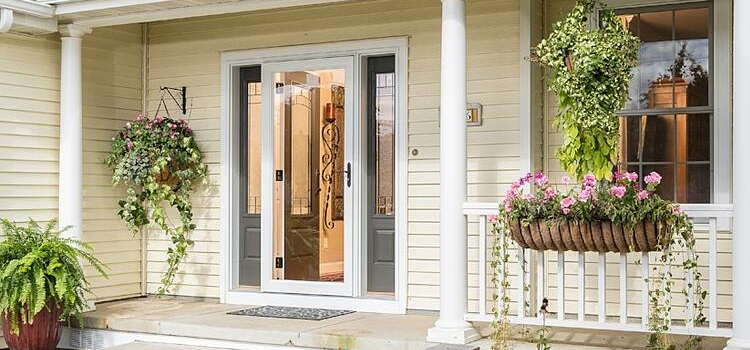 screen door installation in Altadena